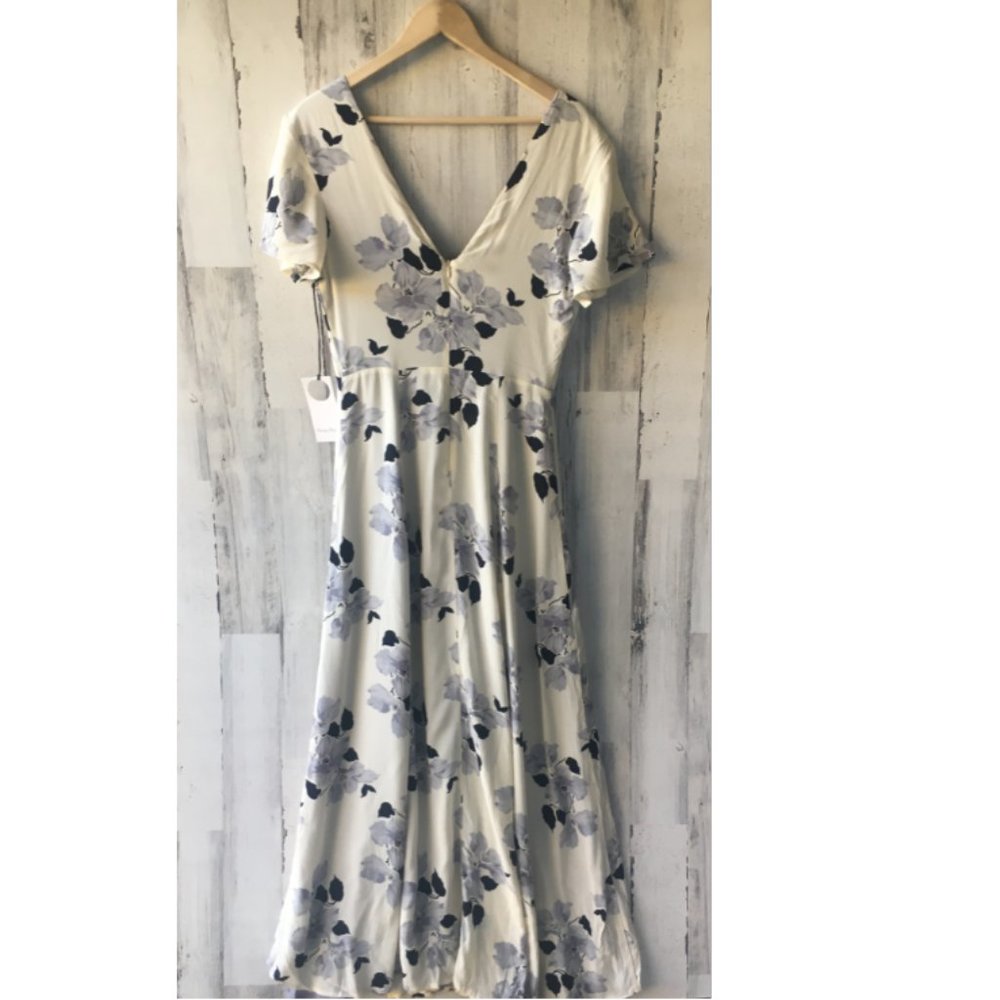 NWT Privacy Please REVOLVE x Jamie Chung Rebecca Maxi Floral Special Occasion